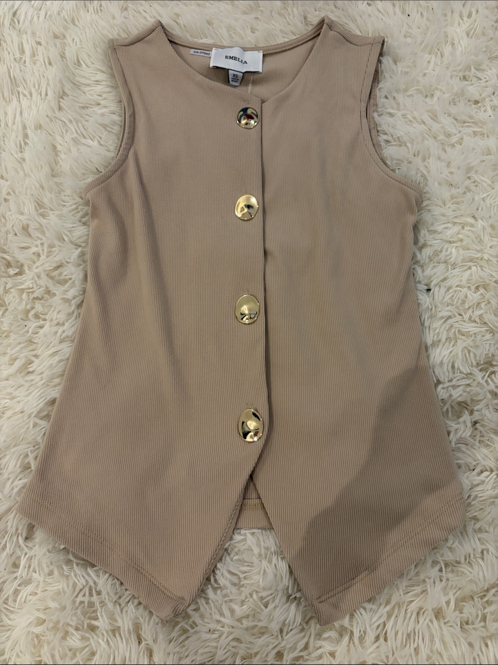 Emilia Sleeveless Button-Front Top in Beige with Gold Buttons
